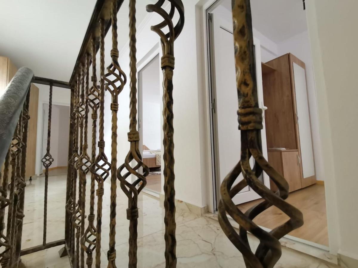Hotel Casa Dana Olteanu Moeciu De Sus Exterior foto